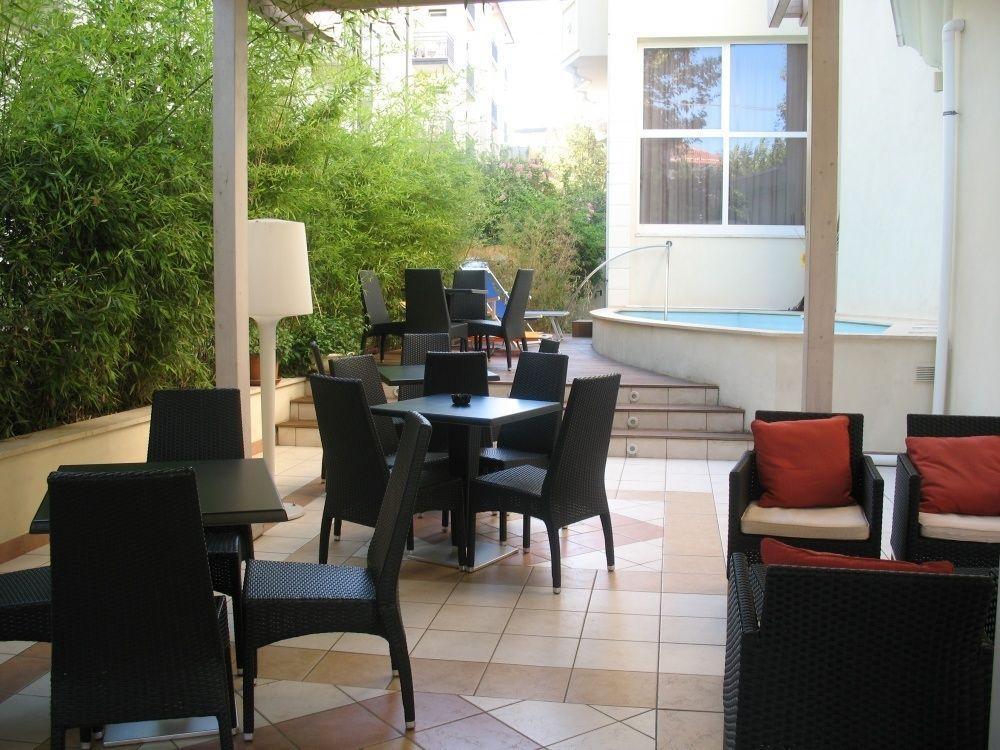 Hotel Orly Cesenatico Exterior photo