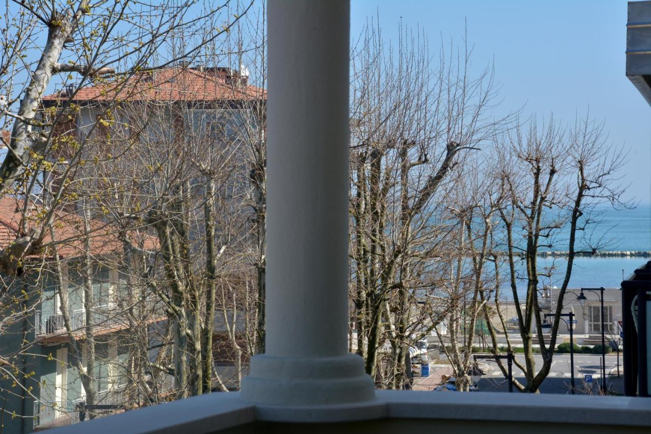 Hotel Orly Cesenatico Exterior photo